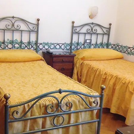 Bruxelles Margherita Bed & Breakfast 3*